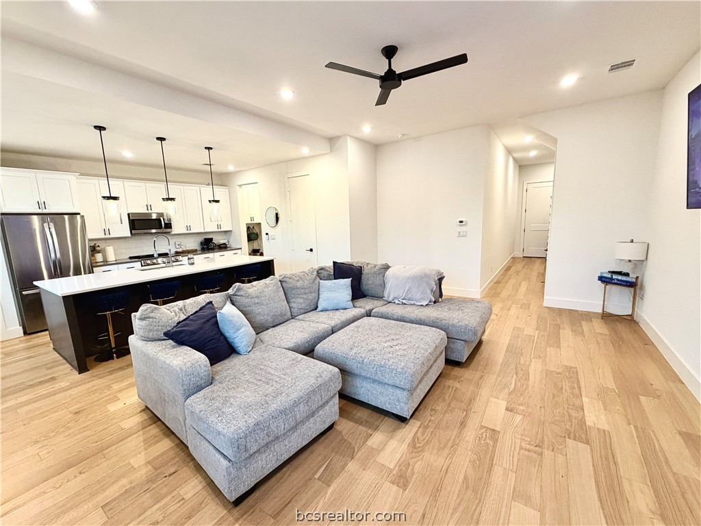 3041 Kingdom Road, Unit 601 College Station, TX 77845 - Photo 6 of 17