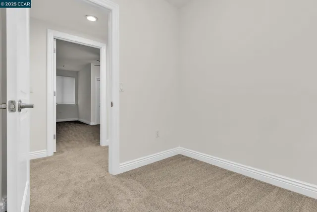 $895,000 | 1310 Creekside Drive, Unit 303, Walnut Creek, CA 94596