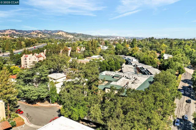 $895,000 | 1310 Creekside Drive, Unit 303, Walnut Creek, CA 94596