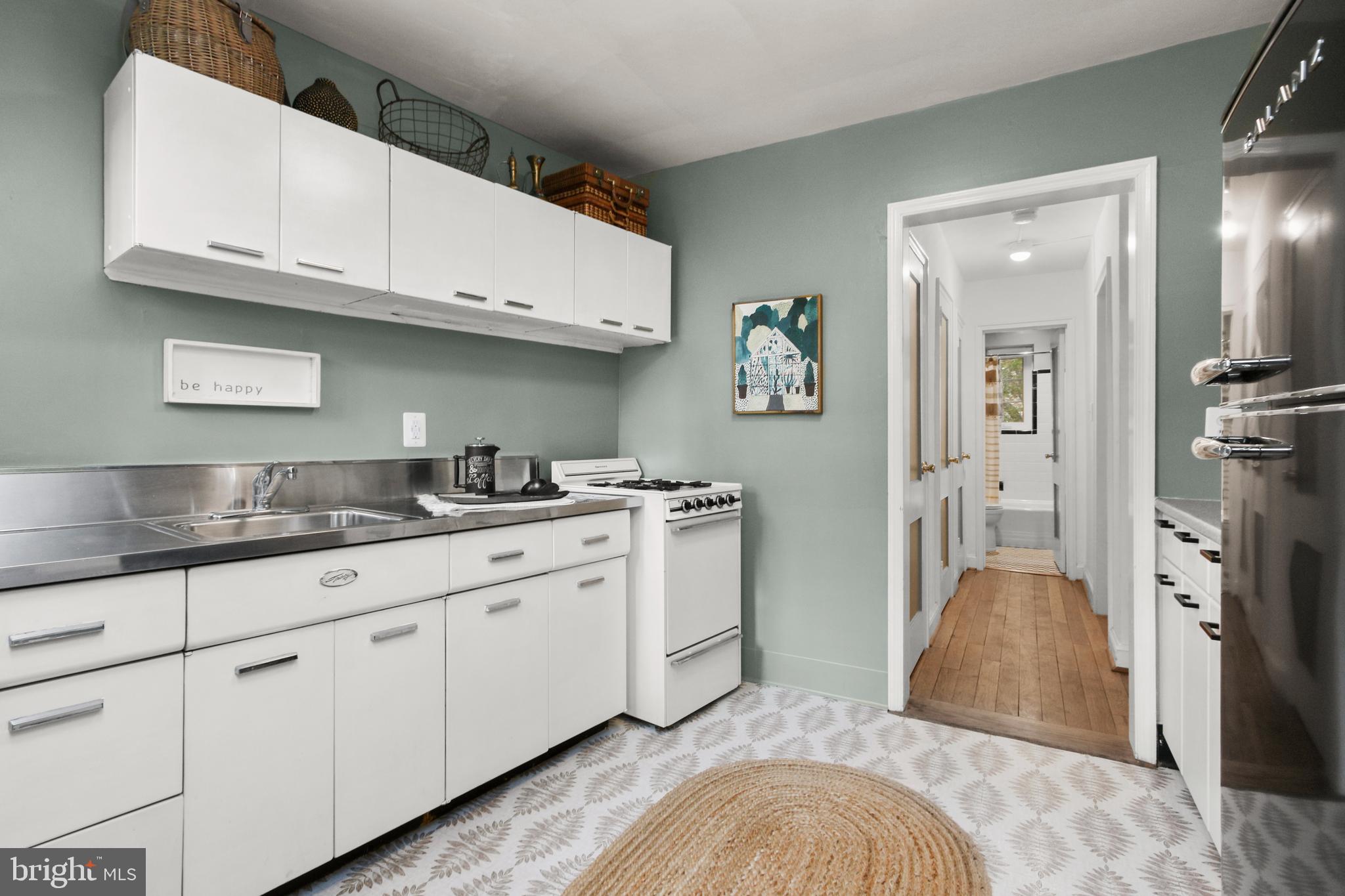 8720 Manchester Road, Unit 3 Silver Spring, MD 20901 - Photo 4 of 17