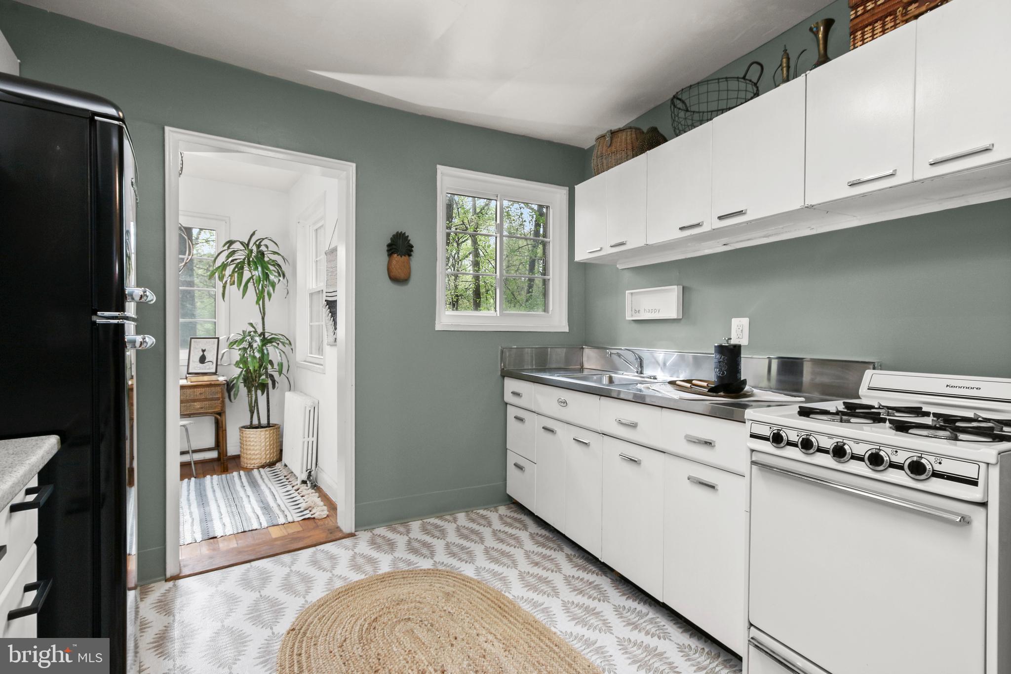 8720 Manchester Road, Unit 3 Silver Spring, MD 20901 - Photo 5 of 17