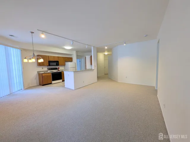 $360,000 | 4031 Bayberry Court, Monmouth Junction, NJ 08852