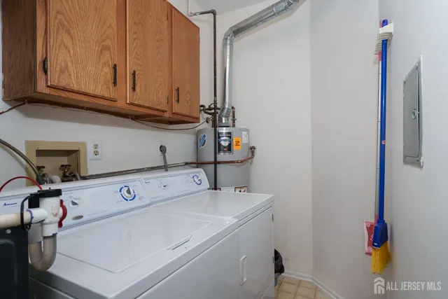 $360,000 | 4031 Bayberry Court, Monmouth Junction, NJ 08852