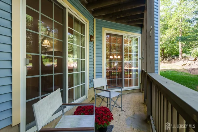 $360,000 | 4031 Bayberry Court, Monmouth Junction, NJ 08852