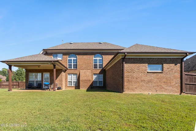 $367,900 | 617 Doe Creek Trail North, Hernando, MS 38632