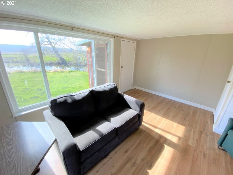93996 Barendse Road Astoria, OR 97103 - Photo 14 of 29 Gallery Image 14