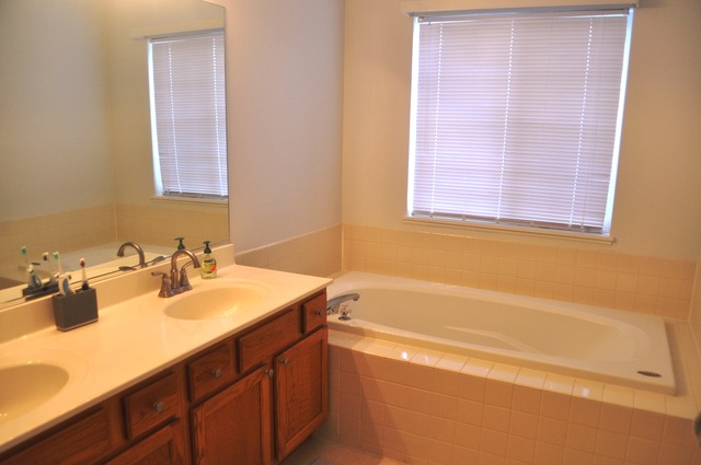 2017 Jeffrey Lane, Unit 2017 Elgin, IL 60123 - Photo 11 of 18