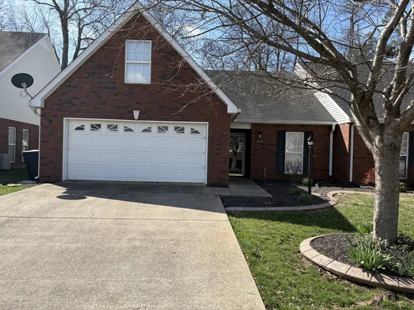 $379,900 | 2747 Stonehedge Drive, Murfreesboro, TN 37128