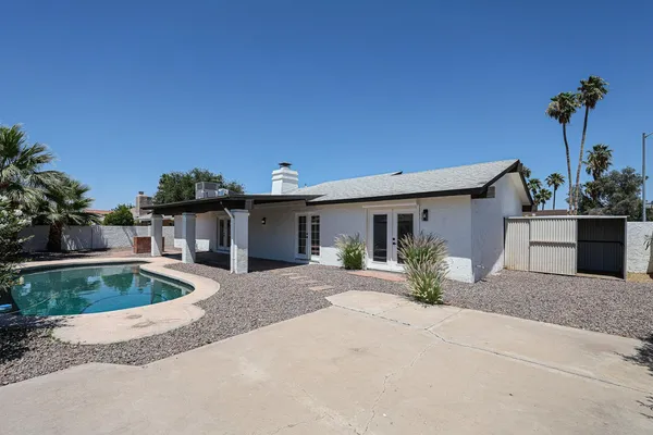 $2,995 | 3001 West Mercer Lane, Phoenix, AZ 85029