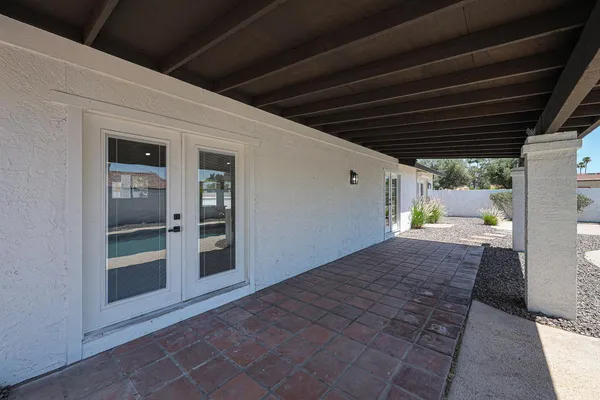 $2,995 | 3001 West Mercer Lane, Phoenix, AZ 85029