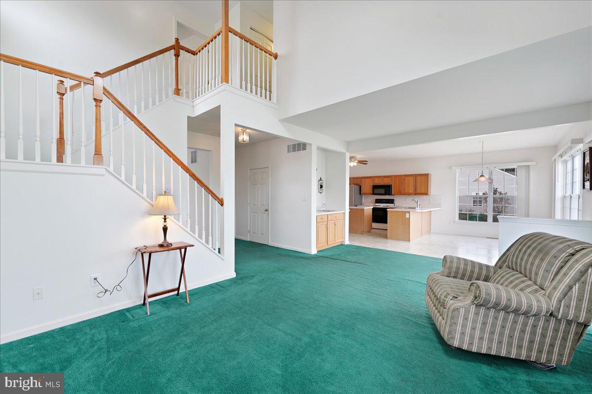 110 Berwick Lane Dover, DE 19904 - Photo 18 of 36 Great room/family room area