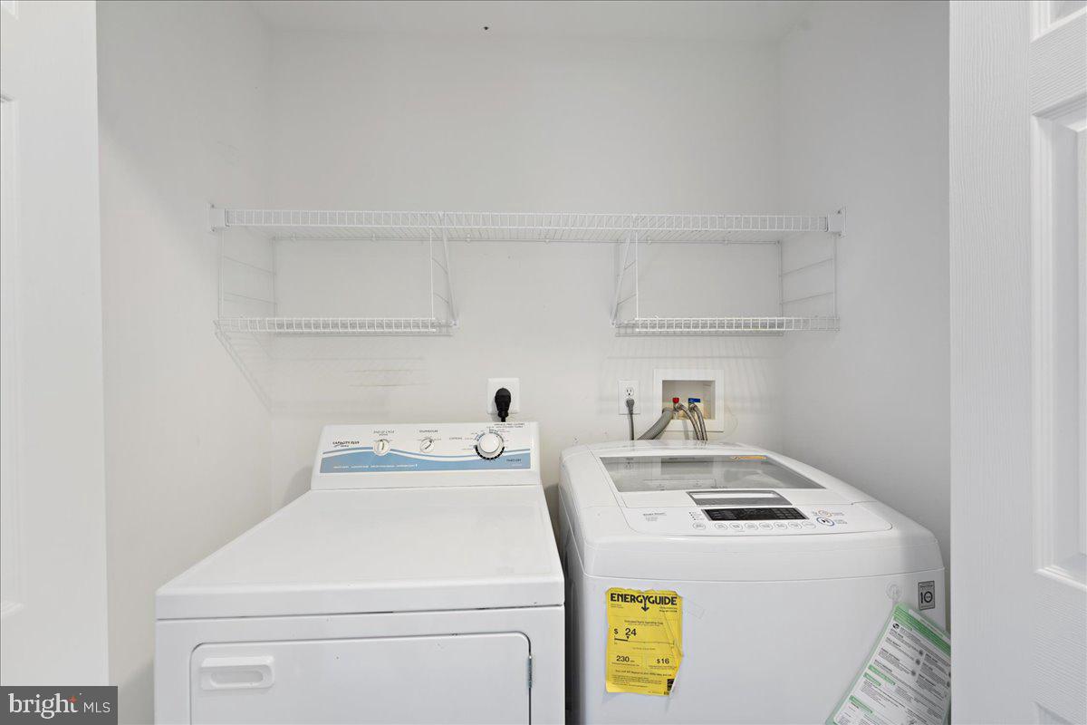 110 Berwick Lane Dover, DE 19904 - Photo 29 of 36 Laundry on second floor