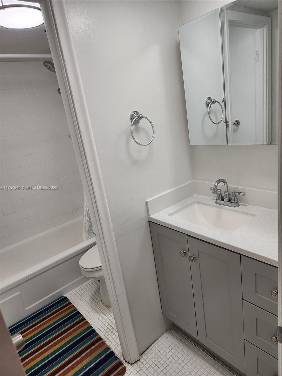 7755 Southwest 86th Street, Unit C301 Miami, FL 33143 - Photo 22 of 31