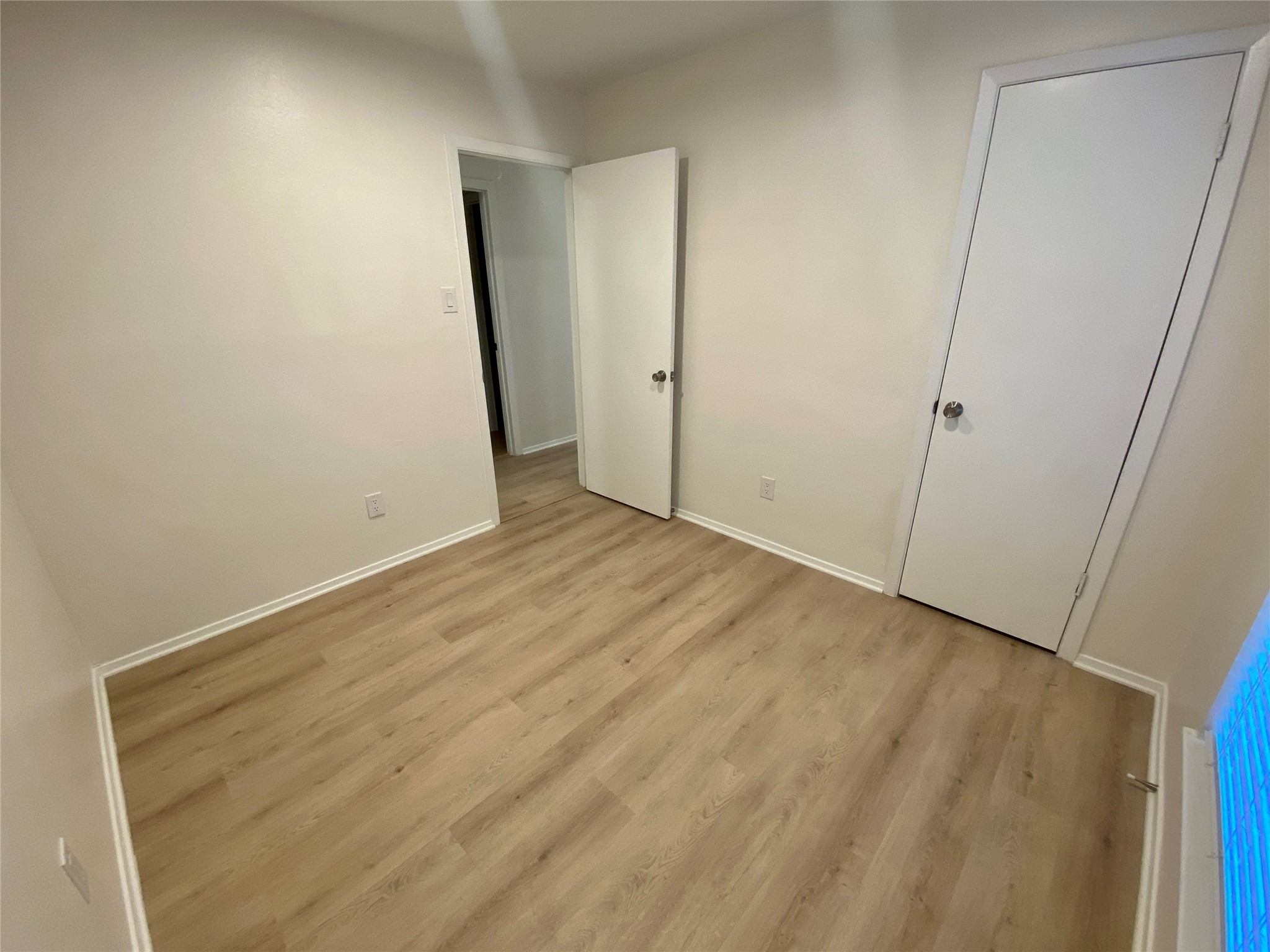 2 North Waxberry Road The Woodlands, TX 77381 - Photo 17 of 28 Bedroom 2