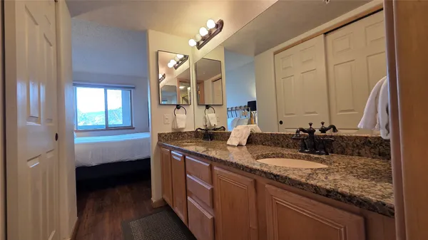 $889,900 | 980 Lakepoint Drive, Unit 408, Frisco, CO 80443