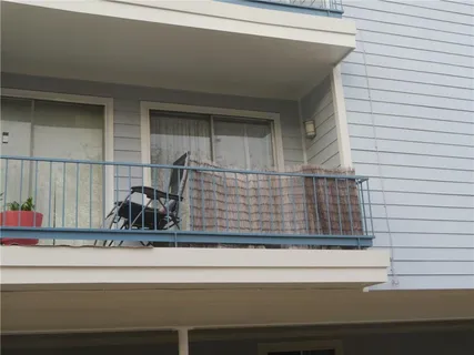 $149,000 | 318 Lake Marina Avenue, Unit 219, New Orleans, LA 70124