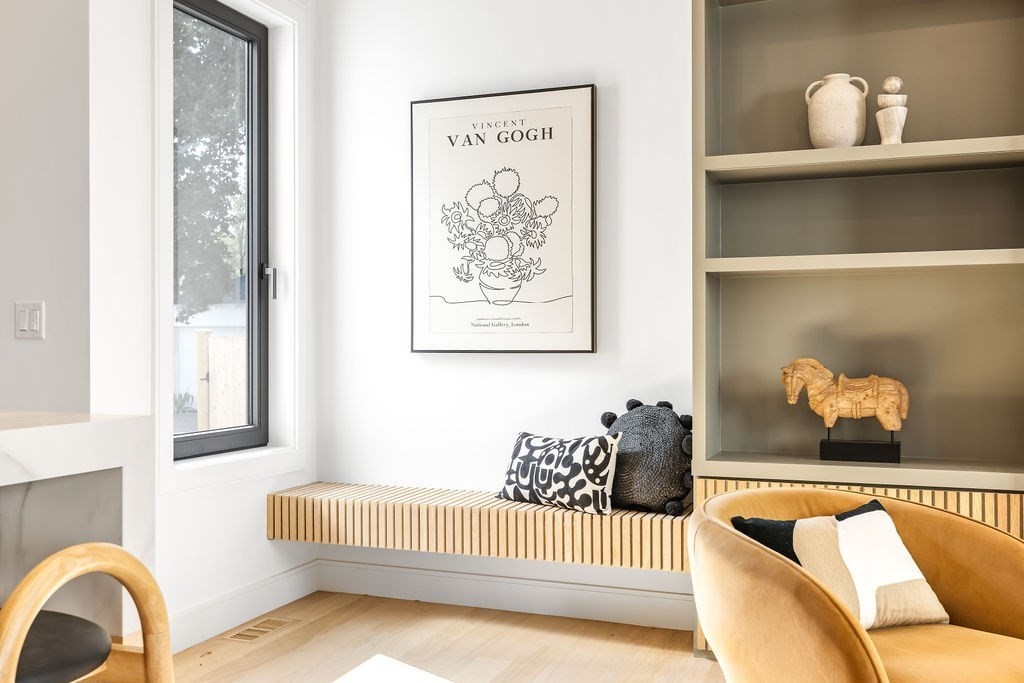 1597 Centre Street, Unit 1597 Newton, MA 02461 - Photo 13 of 31