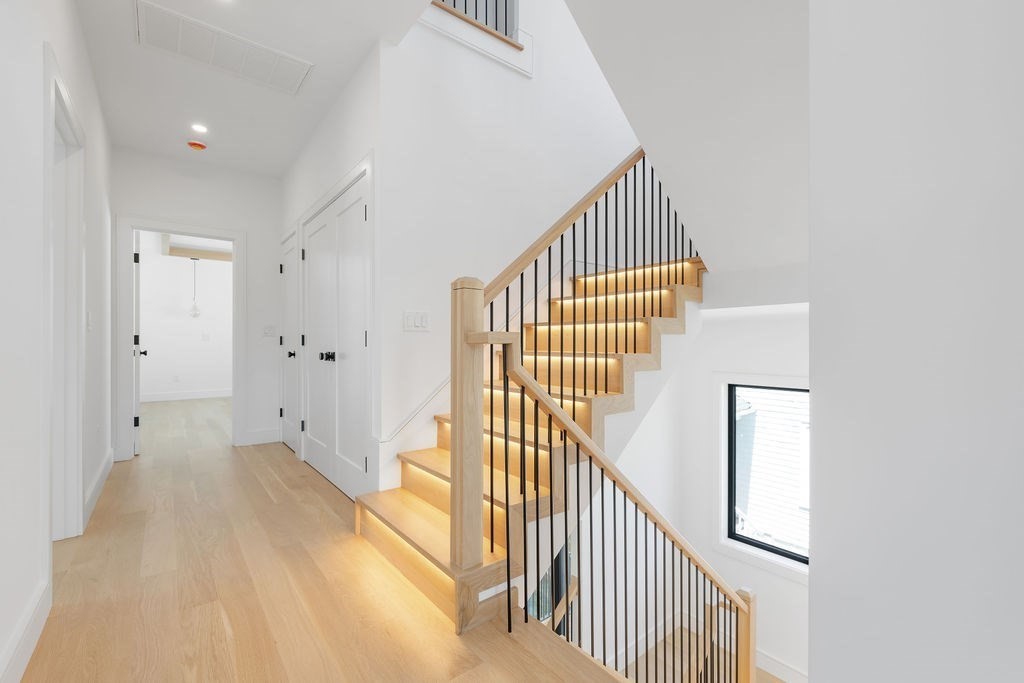 1597 Centre Street, Unit 1597 Newton, MA 02461 - Photo 18 of 31