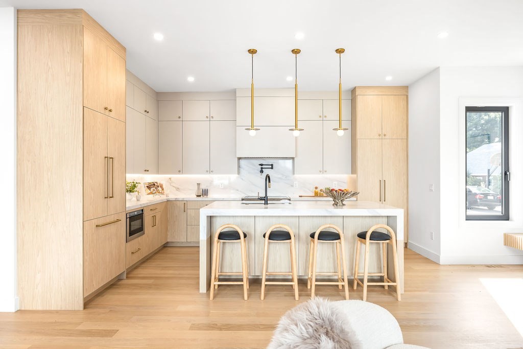 1597 Centre Street, Unit 1597 Newton, MA 02461 - Photo 7 of 31