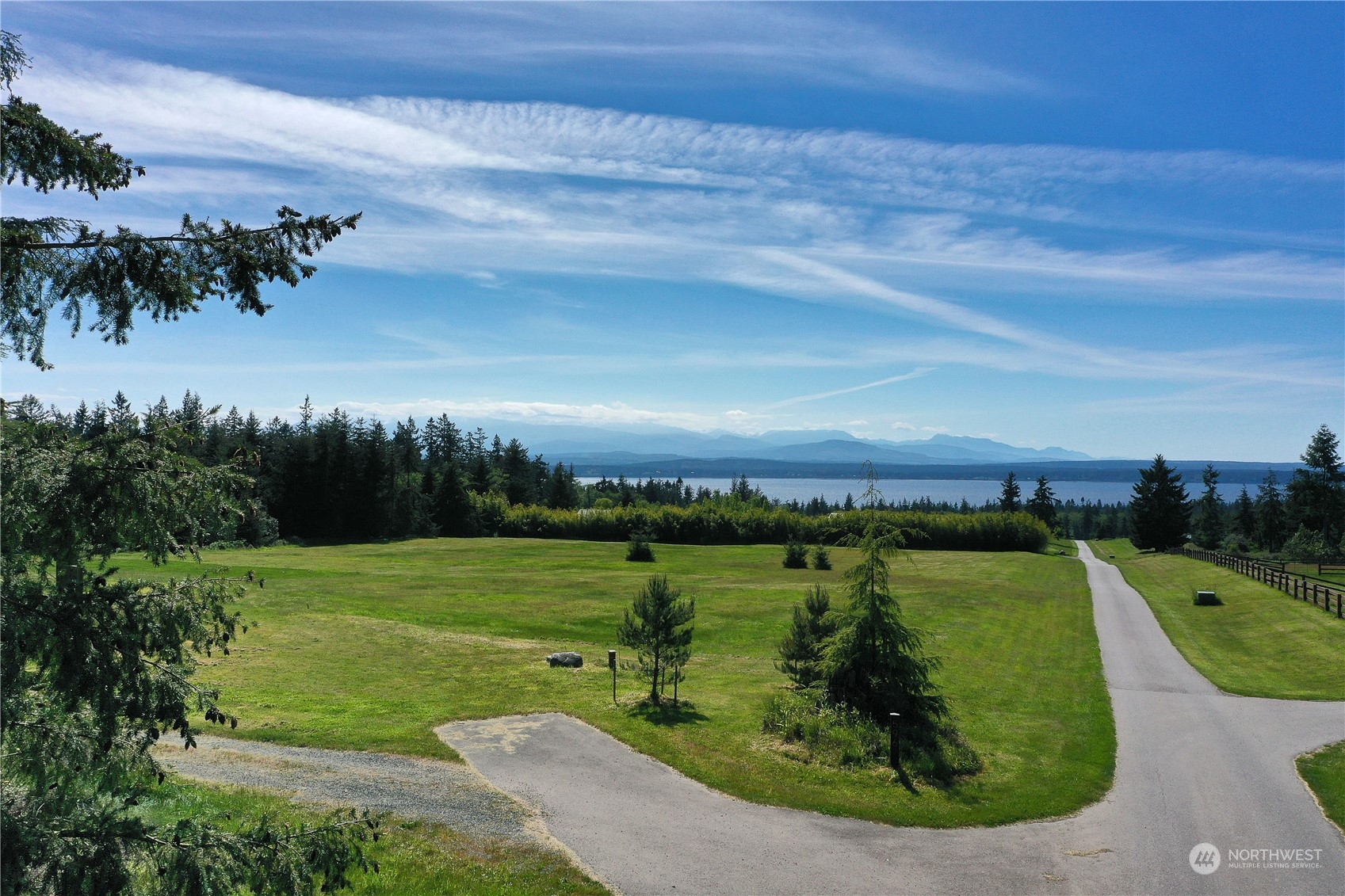 596 Peters Road Greenbank, WA 98253 - Photo 5 of 23 Gallery Image 5