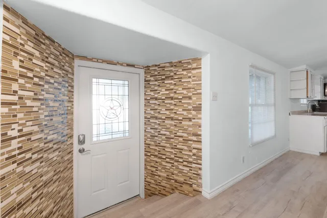 a view of livingroom with hardwood