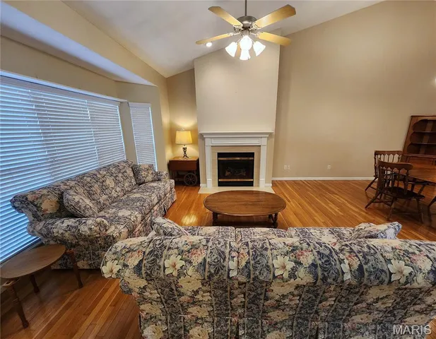 $345,000 | 104 Summit Ridge, Maryville, IL 62062