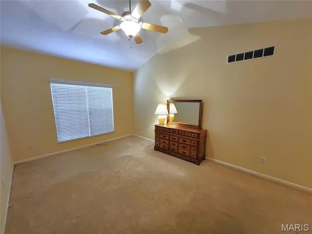 $345,000 | 104 Summit Ridge, Maryville, IL 62062