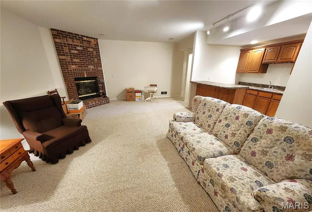 $345,000 | 104 Summit Ridge, Maryville, IL 62062