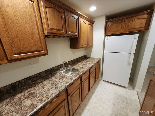 $345,000 | 104 Summit Ridge, Maryville, IL 62062