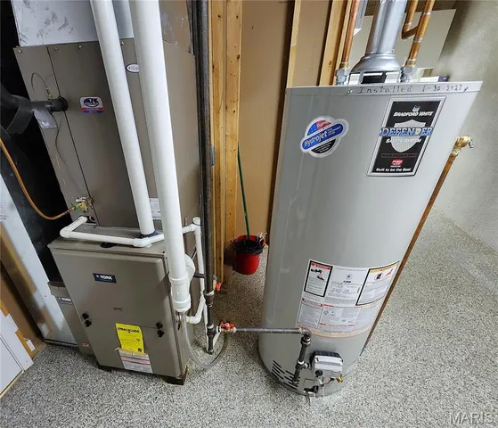 $345,000 | 104 Summit Ridge, Maryville, IL 62062