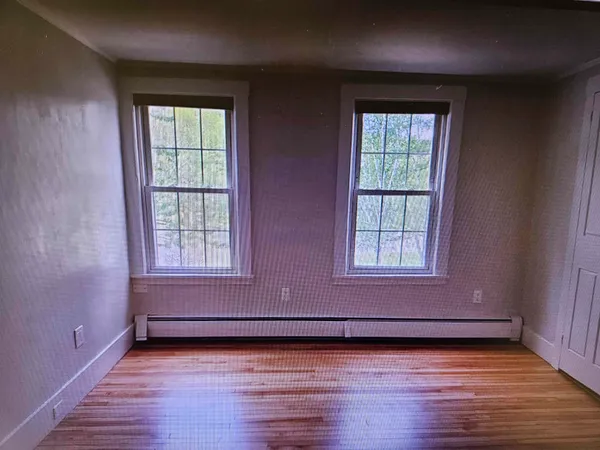 $1,700 | 155 Main Street, Franconia, NH 03580