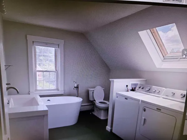 $1,700 | 155 Main Street, Franconia, NH 03580