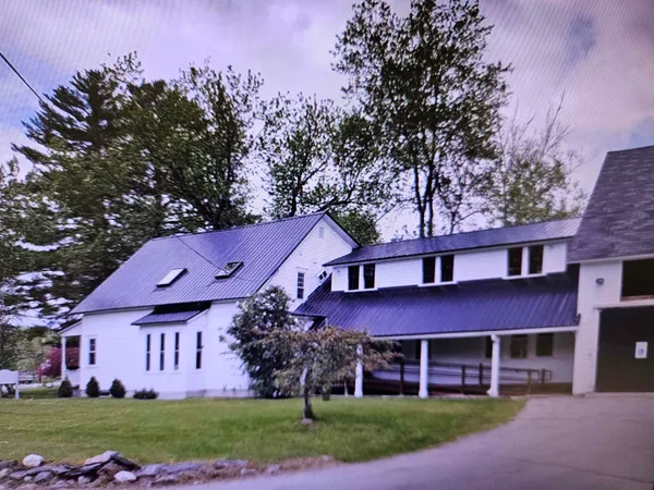 $1,700 | 155 Main Street, Franconia, NH 03580