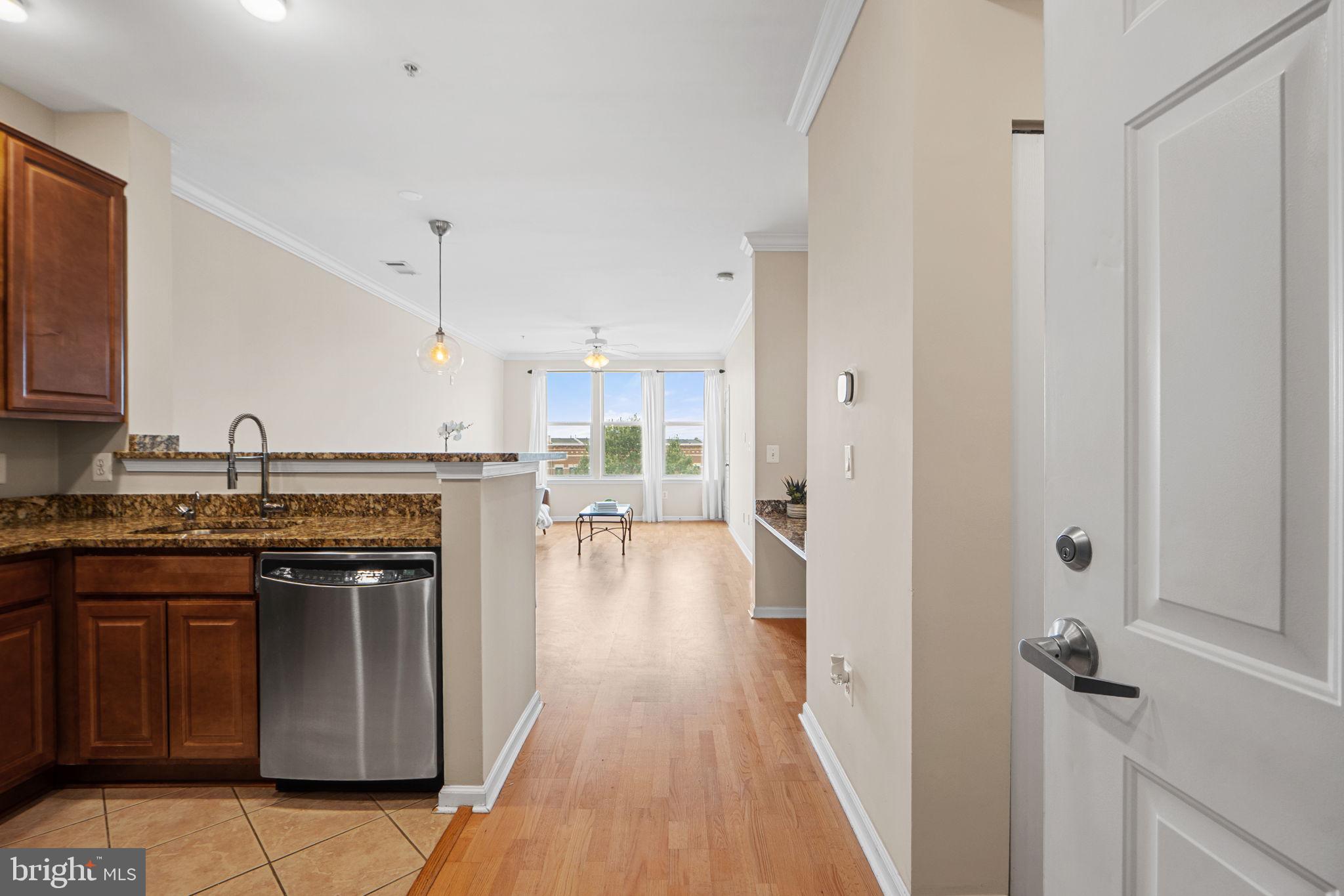 12000 Market Street, Unit 378 Reston, VA 20190 - Photo 3 of 40 Gallery Image 3
