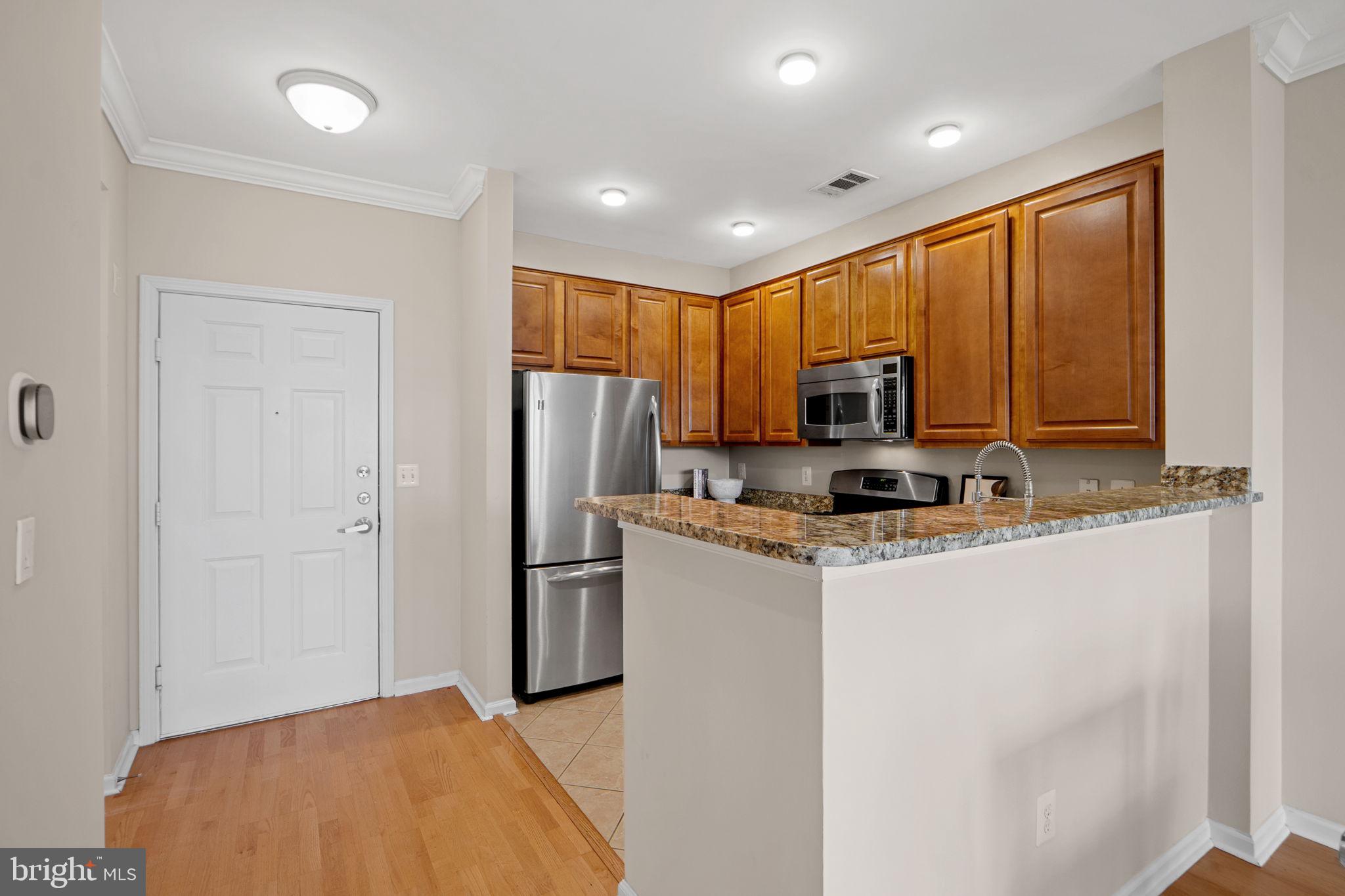 12000 Market Street, Unit 378 Reston, VA 20190 - Photo 7 of 40 Gallery Image 7