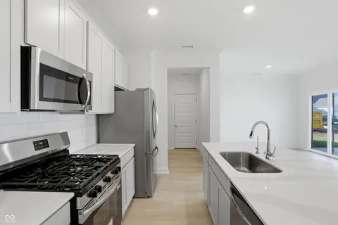 $399,995 | 15443 Alperton Road, Fishers, IN 46037