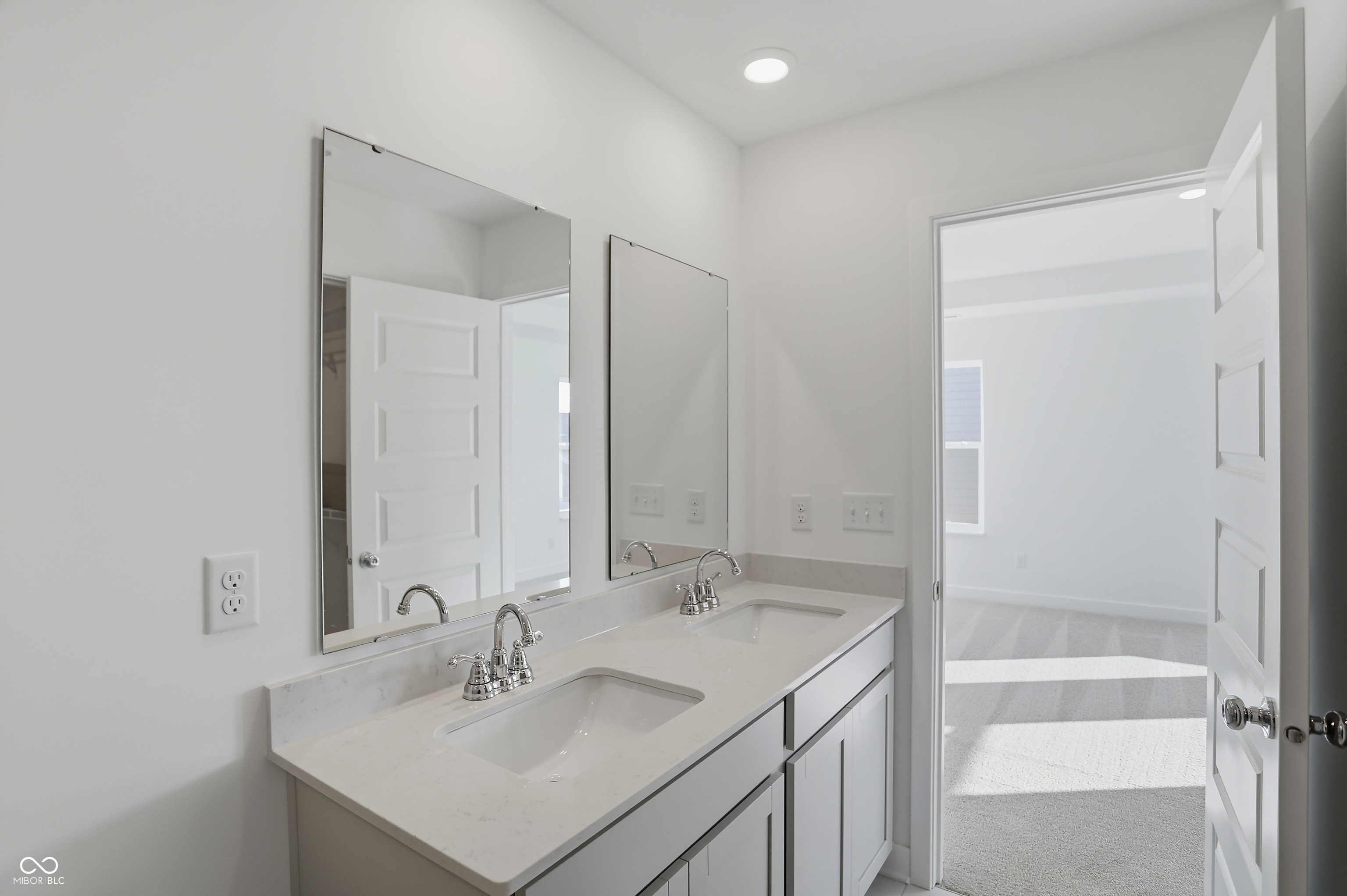 15443 Alperton Road Fishers, IN 46037 - Photo 33 of 40