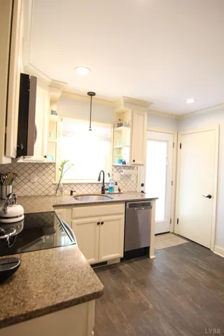 $1,400 | 609 Midvale Street, Lynchburg, VA 24502