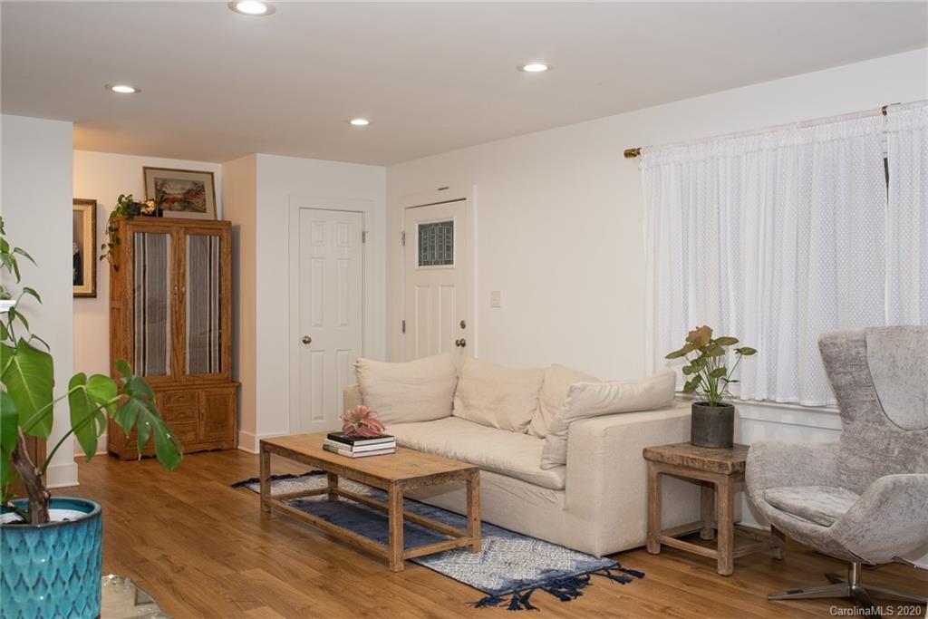 198 Beverly Road Asheville, NC 28805 - Photo 17 of 36 Gallery Image 17