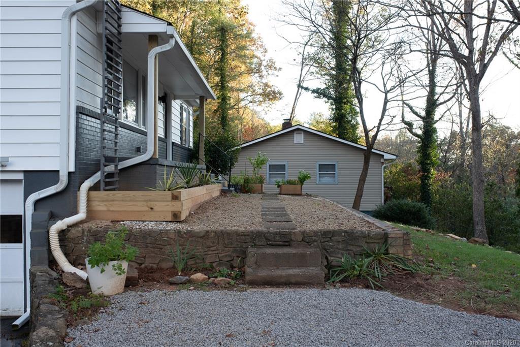 198 Beverly Road Asheville, NC 28805 - Photo 7 of 36 Gallery Image 7