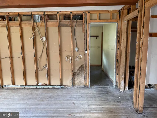 $175,000 | 18425 Takoma Drive Southwest, Barton, MD 21521