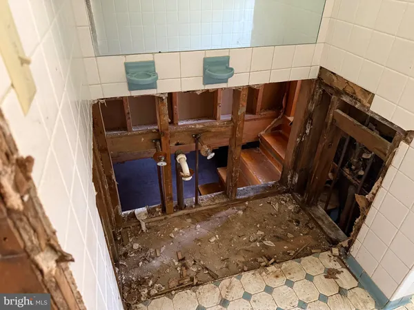 $175,000 | 18425 Takoma Drive Southwest, Barton, MD 21521