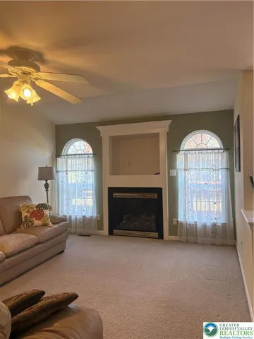 $390,000 | 5619 Stonecroft Lane, Lower Macungie Township, PA 18106