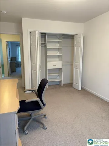 $390,000 | 5619 Stonecroft Lane, Lower Macungie Township, PA 18106