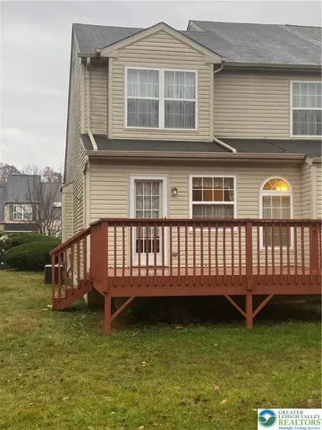 $390,000 | 5619 Stonecroft Lane, Lower Macungie Township, PA 18106