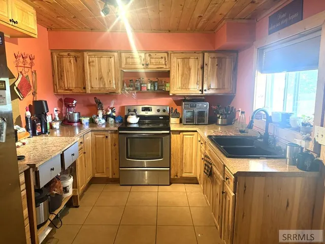 $224,900 | 305 Bannock Street, McCammon, ID 83250