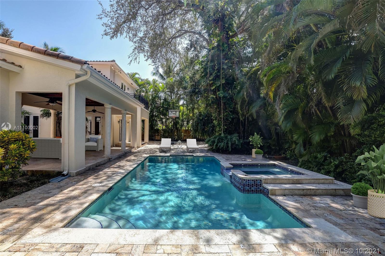 7260 Erwin Road Miami, FL 33143 - Photo 10 of 43