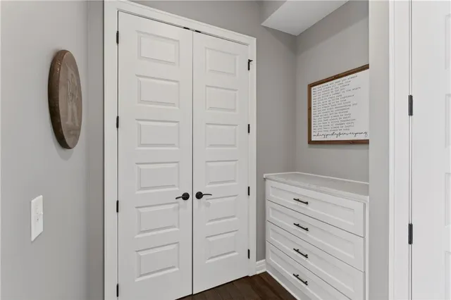 $1,399,000 | 10505 West 162nd Street, Overland Park, KS 66221