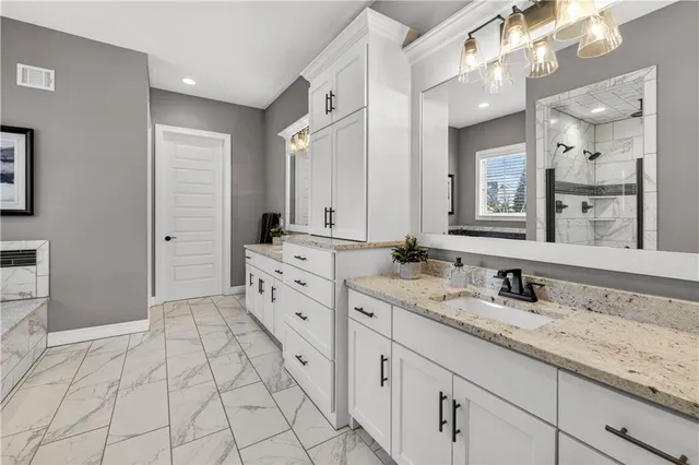 $1,399,000 | 10505 West 162nd Street, Overland Park, KS 66221