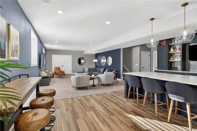 $1,399,000 | 10505 West 162nd Street, Overland Park, KS 66221